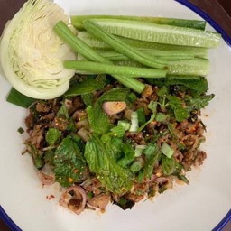 ลาบเนื้อโคขุน