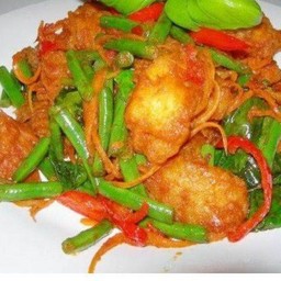 เครื่องแกงปลากะพงราดข้าว