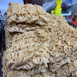 ยำมาม่า สุดคุ้ม เต็มชาม  69