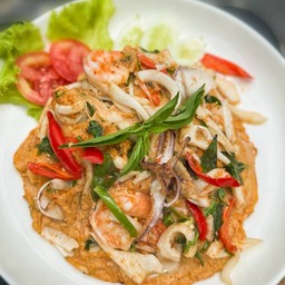 ข้าวไข่หมกทะเลมะพร้าวอ่อน