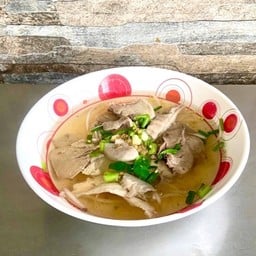 ก๋วยเตี๋ยวน้ำ เครื่องในหมู