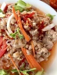 ยำวุ้นเส้นหมูสับ