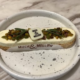 Lime pitachio cheese Tart