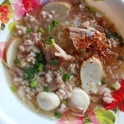 ก๊วยเตี๋ยวป้าเล็กซอย 4