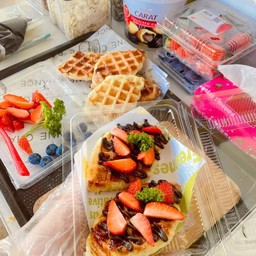 ครอฟเฟิล หน้าซ็อกโกแลตสตอเบอร์รี่สด