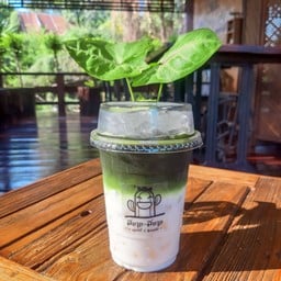 ชาเขียว ลาเต้ เย็น