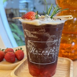 อเมริกาโน่สตอเบอร์รี่โซดา