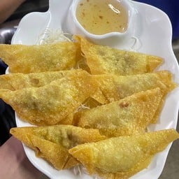 เกี๊ยวหมูทอด