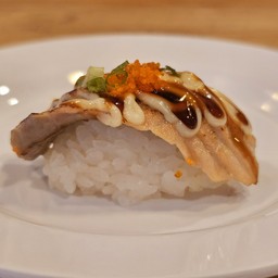 ซูชิแซลมอนย่าง