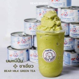 นมหมี ชาเขียวปั่น