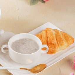 ซุปข้าวโพดพร้อมครัวซอง