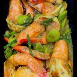 กุ้งผัดสตอพริกแกงใต้ เผ็ดหอมของใต้แท้ๆๆ