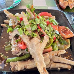 เหลาตีนไก่