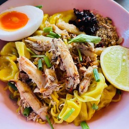 บะหมี่ เกี๊ยว ปู