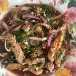 น้ำตกคอหมูย่าง เจ้าเก่า (เจ้ตุ๊ก) ตลาดริมสวน