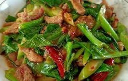 คะน้าหมูชิ้น(กับข้าว)