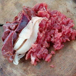 ก้อยเนื้อดิบ