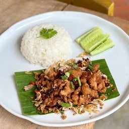 ข้าวหมูเด้งคั่วพริกเกลือ