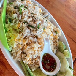 ข้าวผัดปูจานใหญ่