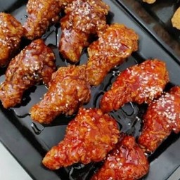 ไก่ทอดเกาหลี 8 น่อง (เลือกได้ 1 รสชาติ)