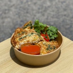 กับข้าว ไข่เจียวผักโขมอกไก่สับ