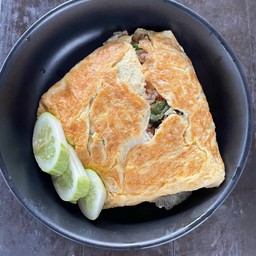 ผัดกะเพราห่อไข่