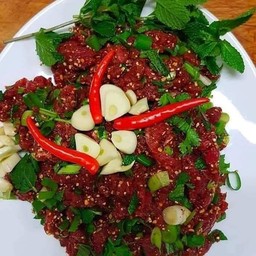 ก้อยเนื้อขมไม่ใน