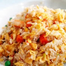 ข้าวผัดไก่