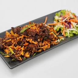 เนื้อแพะทอดพริก