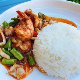 ผัดพริกแกงทะเล