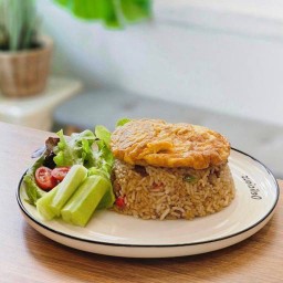 ข้าวผัดแฮม เผ็ด