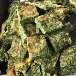 ชะอมชุบไข่ทอดถุงละ