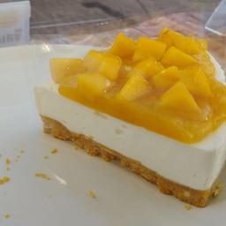 Mango cheesecake