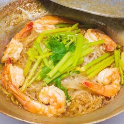 กุ้งอบวุ้นเส้น