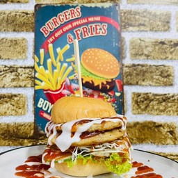 ดับเบิ้ลเบอร์เกอร์ไก่(ไก่2ชิ้น) Double Chicken Burger (2 pieces of chicken)