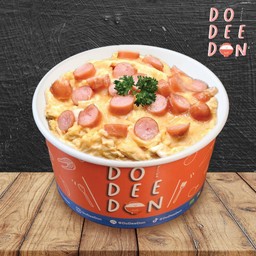 ข้าวไข่ข้นไส้กรอก