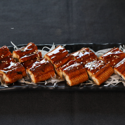 UNAGI SASHIMI
