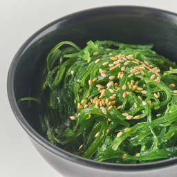 ยำสาหร่ายญี่ปุ่น