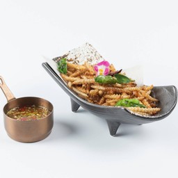 หนอนไม้ไผ่ทอด