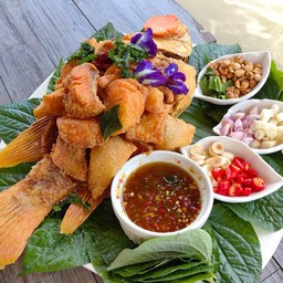 เมี่ยงปลาทับทิมทอด