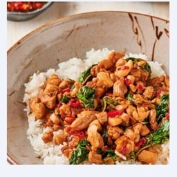 ข้าวหน้ากะเพราไก่