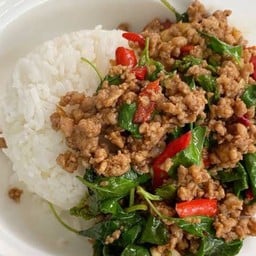 ข้าวกระเพราหมูสับ