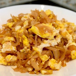 ไชโป้ผัดไข่