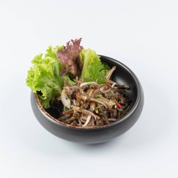 ยำปลาเล็กแห้ง