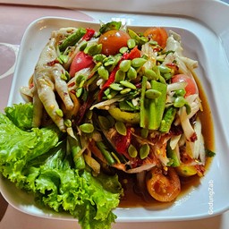 ส้มตำตีนไก่