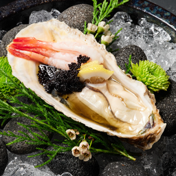 KANI & AMAEBI SASHIMI