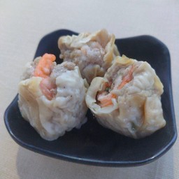 ขนมจีบกุ้ง 3 ชิ้น