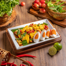 ตำข้าวโพดไข่เค็ม