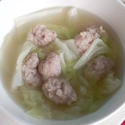 แกงจืดผักกาดขาวหมูสับ