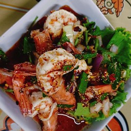 ลาบกุ้งหมึก